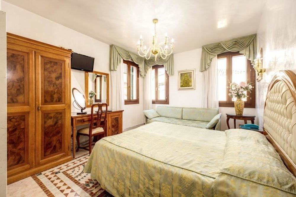Antica Casa Carettoni Hotel Venice Luaran gambar
