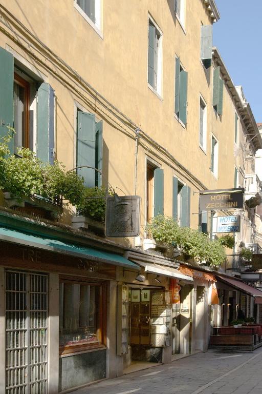 Antica Casa Carettoni Hotel Venice Luaran gambar